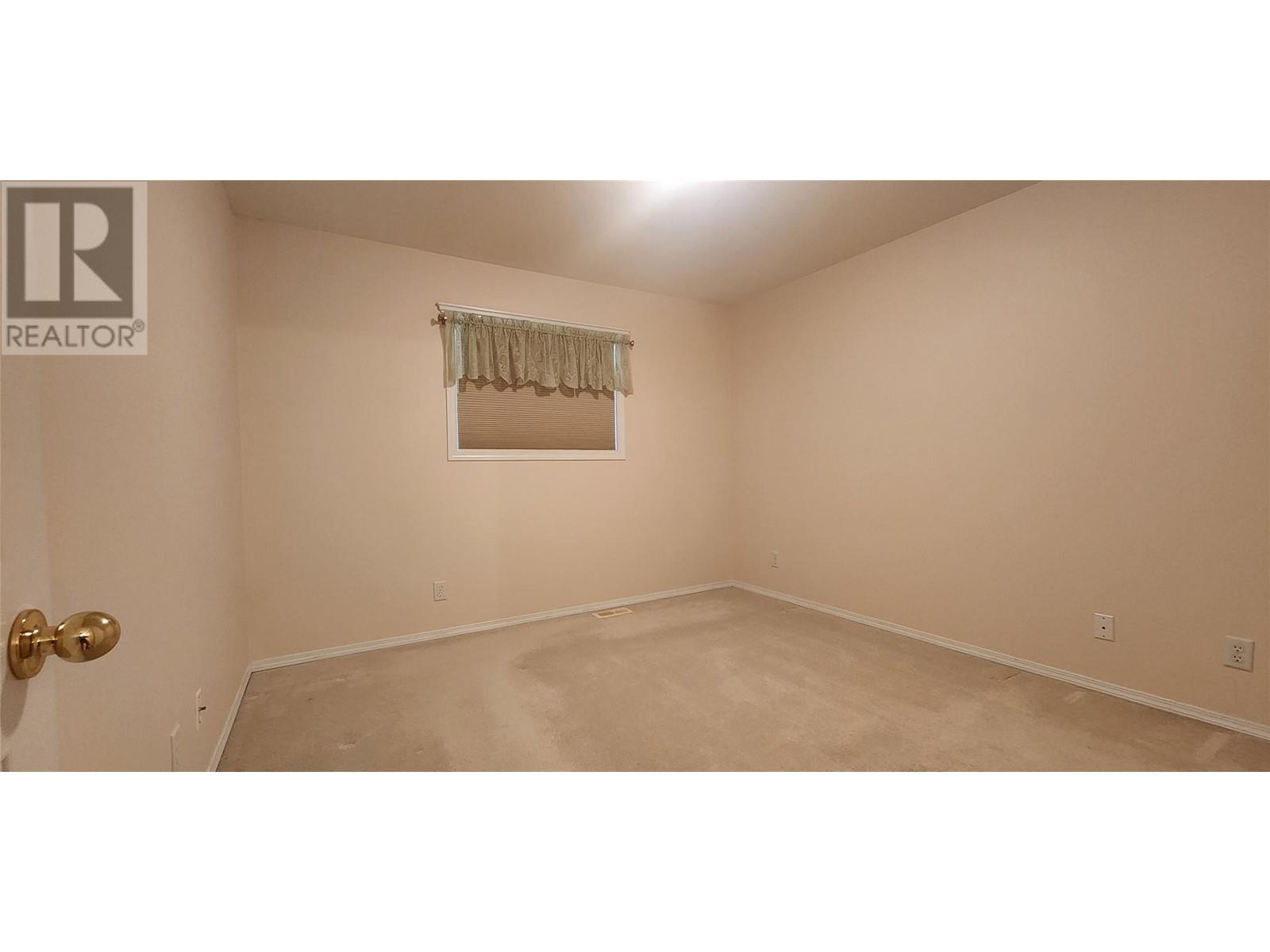 8160 Devito Drive, Trail, British Columbia  V1R 4W1 - Photo 13 - 10350706