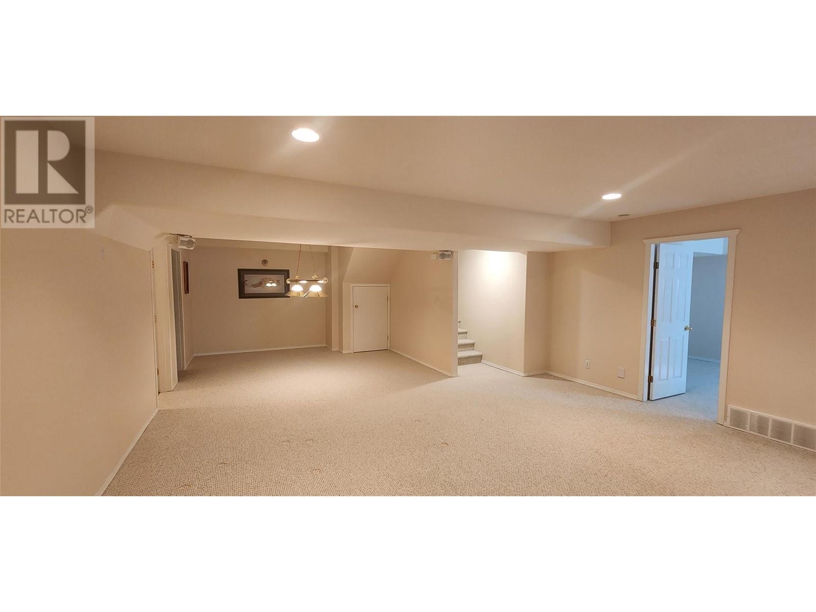 8160 Devito Drive, Trail, British Columbia  V1R 4W1 - Photo 16 - 10350706