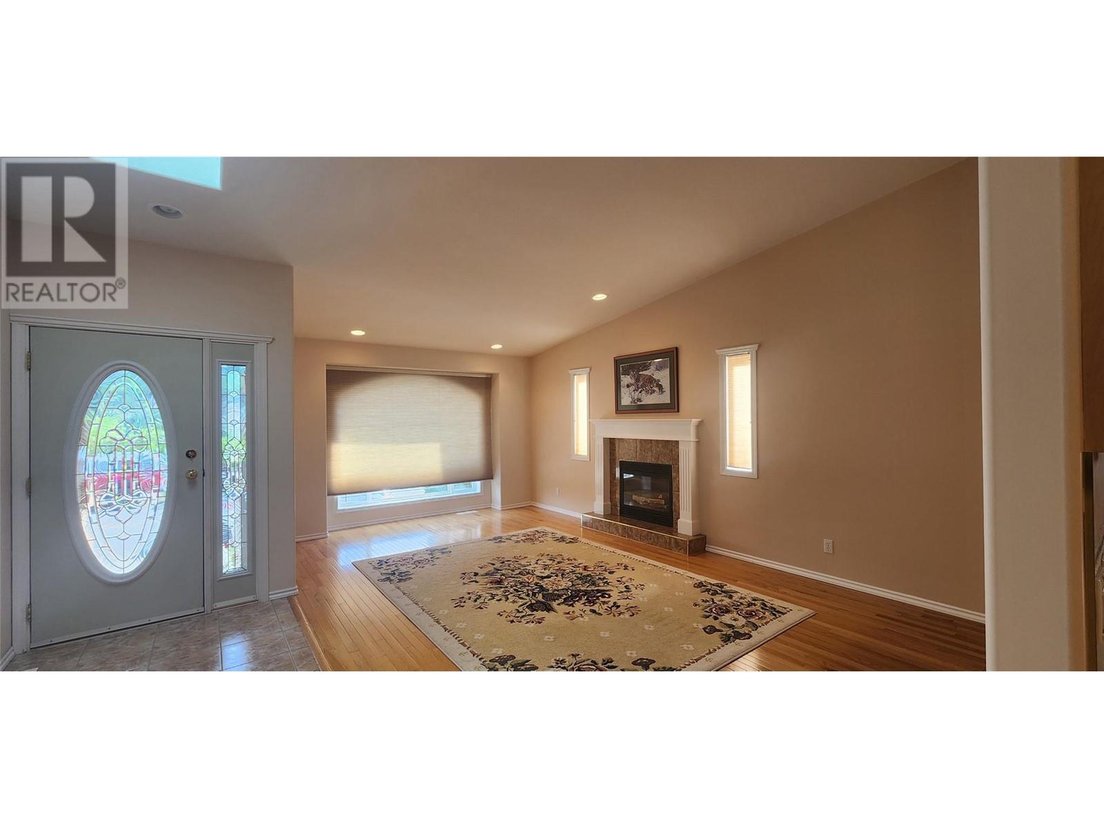 8160 Devito Drive, Trail, British Columbia  V1R 4W1 - Photo 2 - 10350706