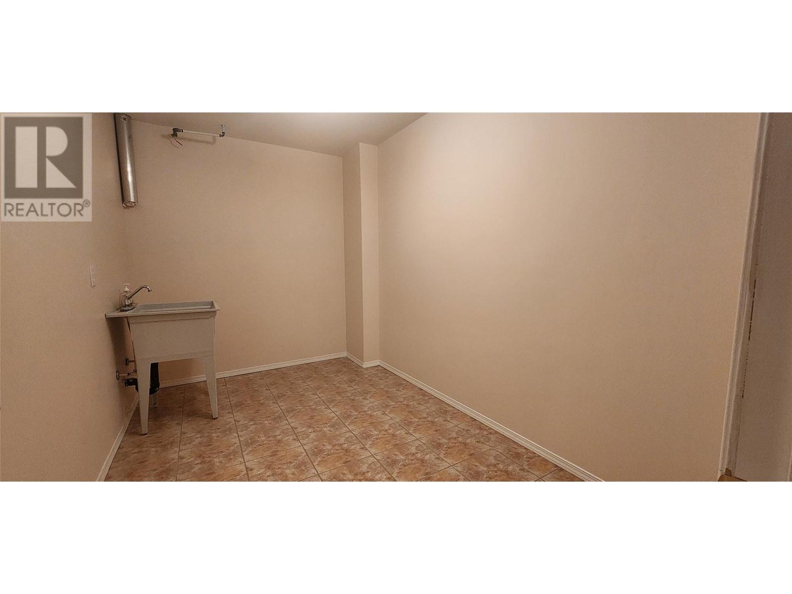 8160 Devito Drive, Trail, British Columbia  V1R 4W1 - Photo 21 - 10350706
