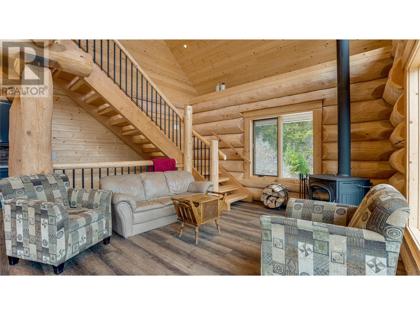 682 Lower Inonoaklin Road, Edgewood, British Columbia  V0G 1J0 - Photo 24 - 10351032