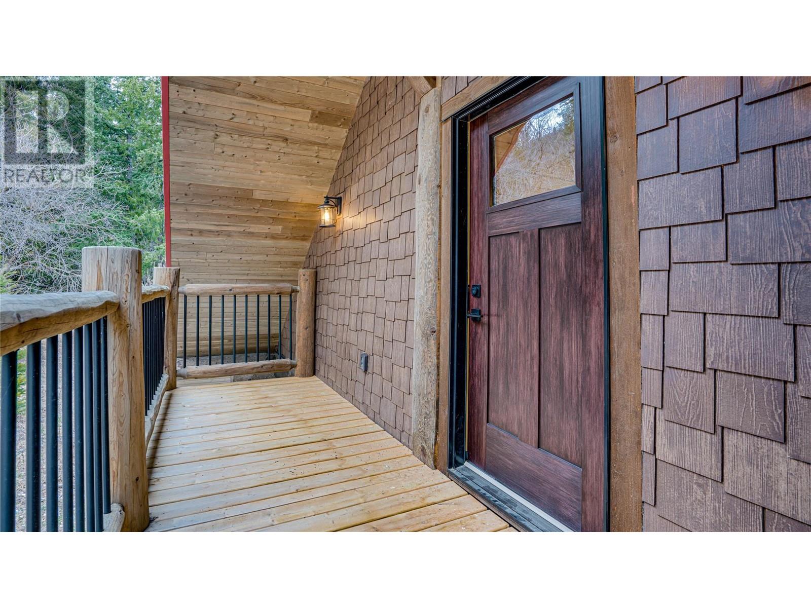 682 Lower Inonoaklin Road, Edgewood, British Columbia  V0G 1J0 - Photo 30 - 10351032