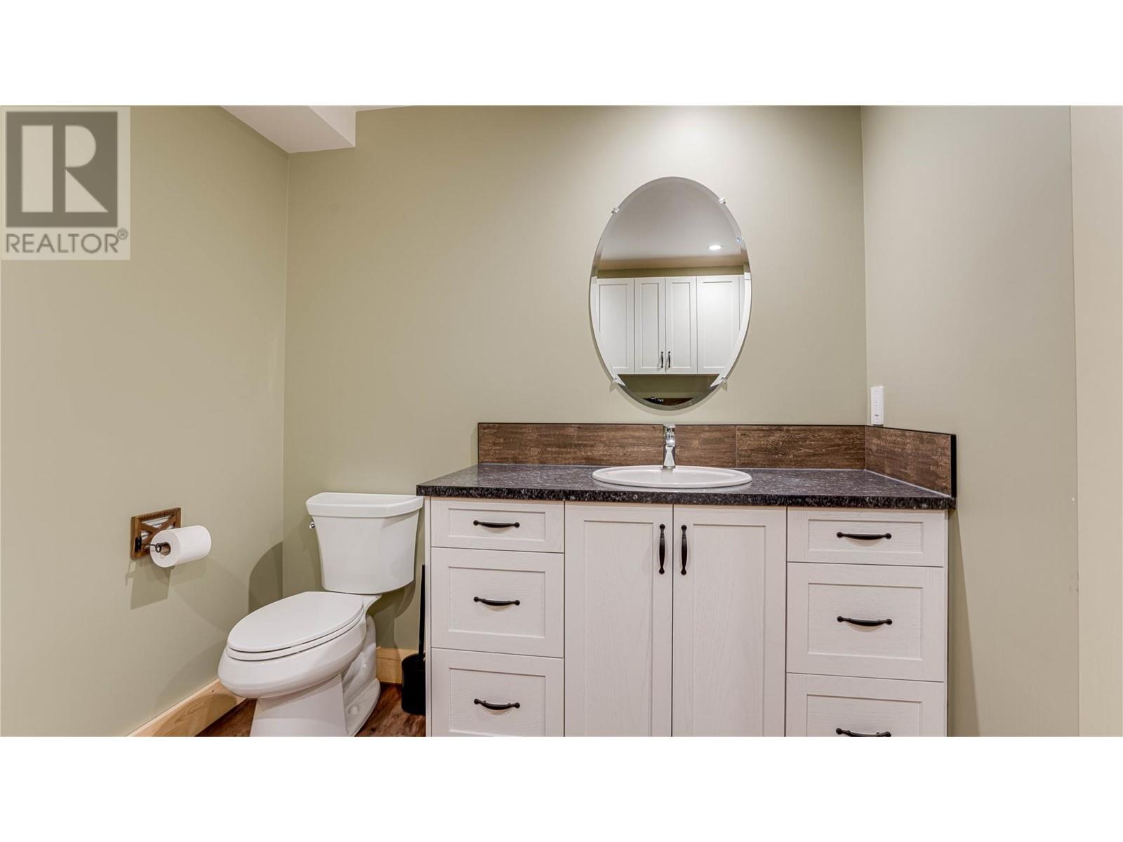 682 Lower Inonoaklin Road, Edgewood, British Columbia  V0G 1J0 - Photo 38 - 10351032