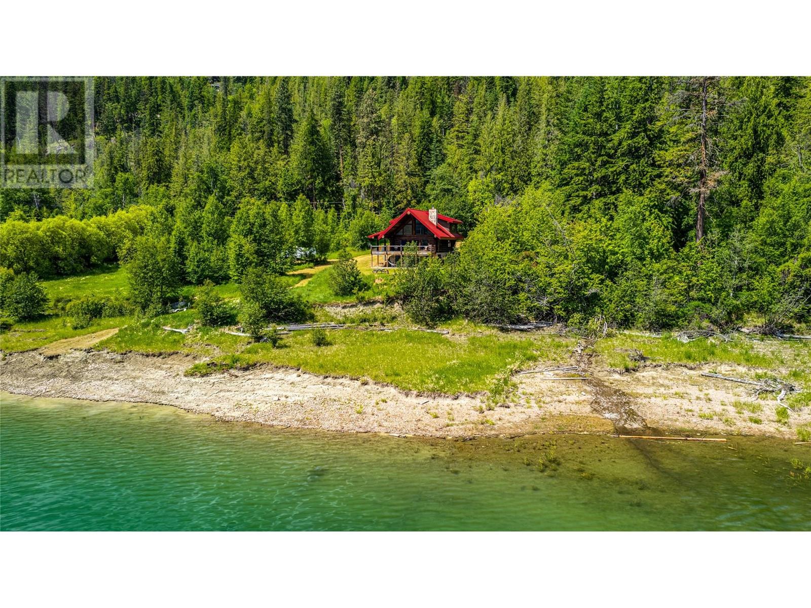 682 Lower Inonoaklin Road, Edgewood, British Columbia  V0G 1J0 - Photo 4 - 10351032