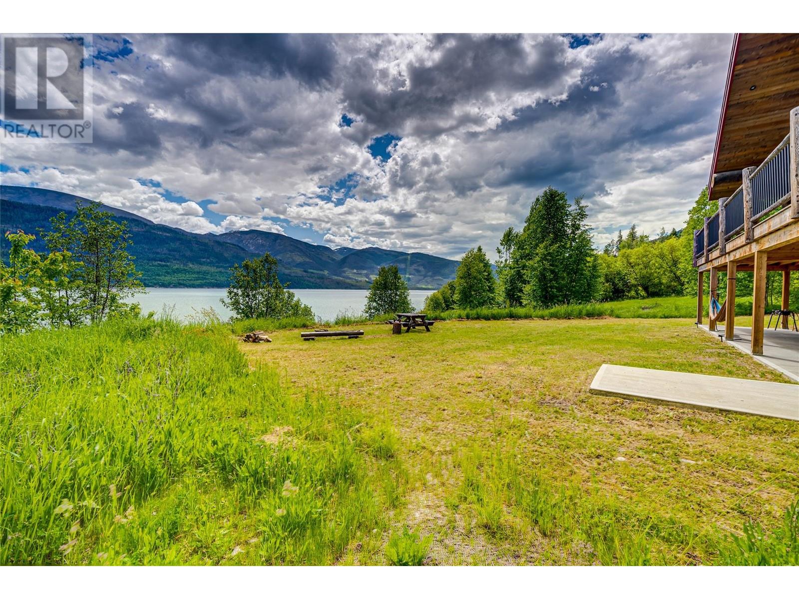 682 Lower Inonoaklin Road, Edgewood, British Columbia  V0G 1J0 - Photo 42 - 10351032