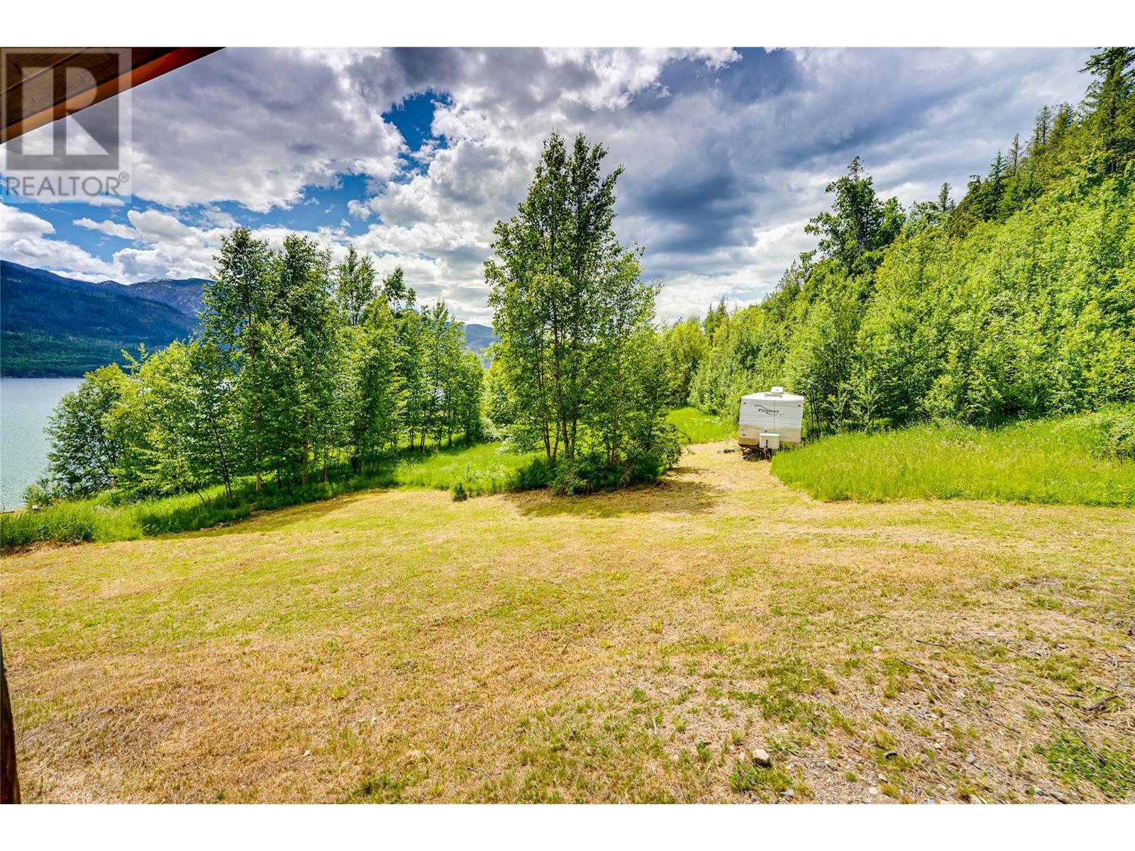 682 Lower Inonoaklin Road, Edgewood, British Columbia  V0G 1J0 - Photo 46 - 10351032