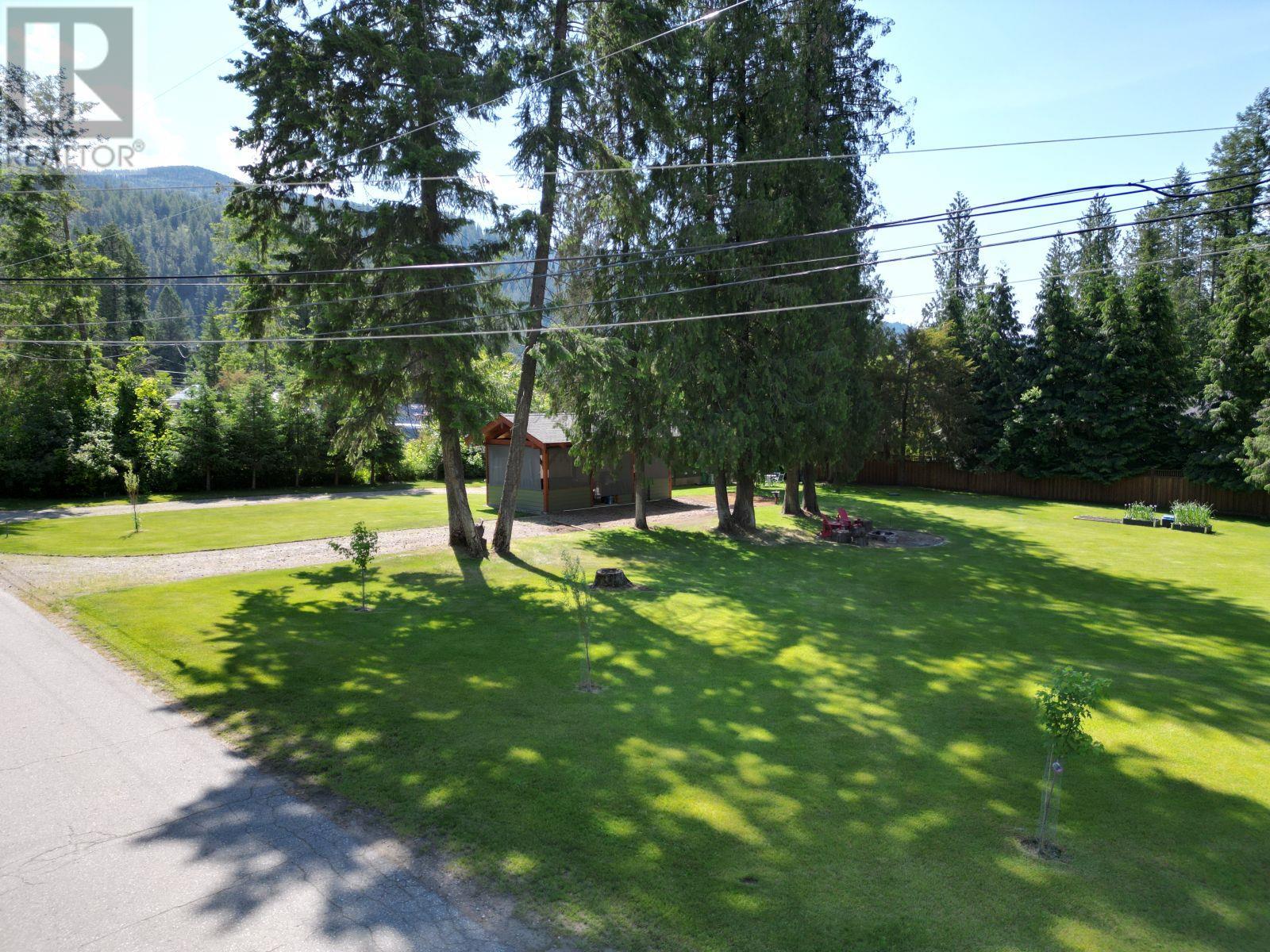 25 Skands Road, Christina Lake, British Columbia  V0H 1E2 - Photo 18 - 10351100