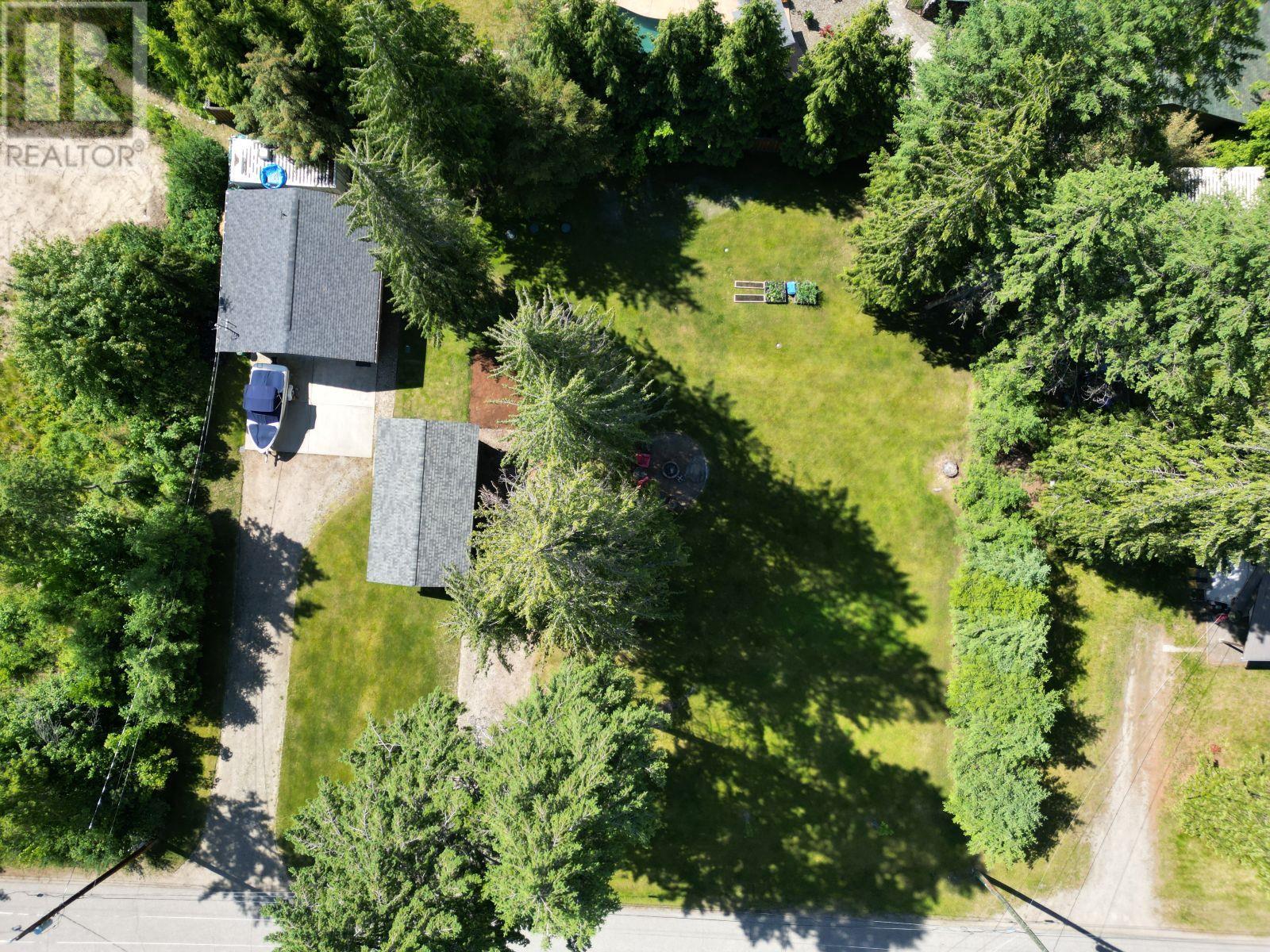 25 Skands Road, Christina Lake, British Columbia  V0H 1E2 - Photo 20 - 10351100