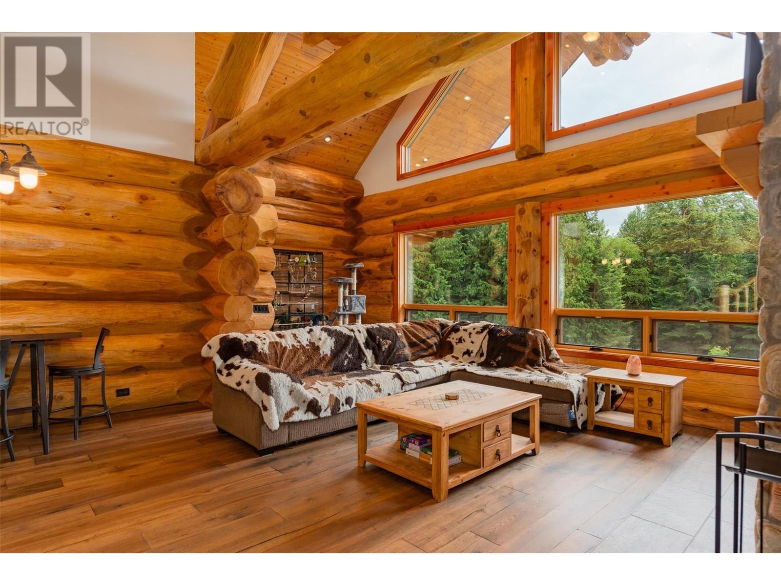800 Highway 22, Rossland, British Columbia  V0G 1Y0 - Photo 15 - 10351012