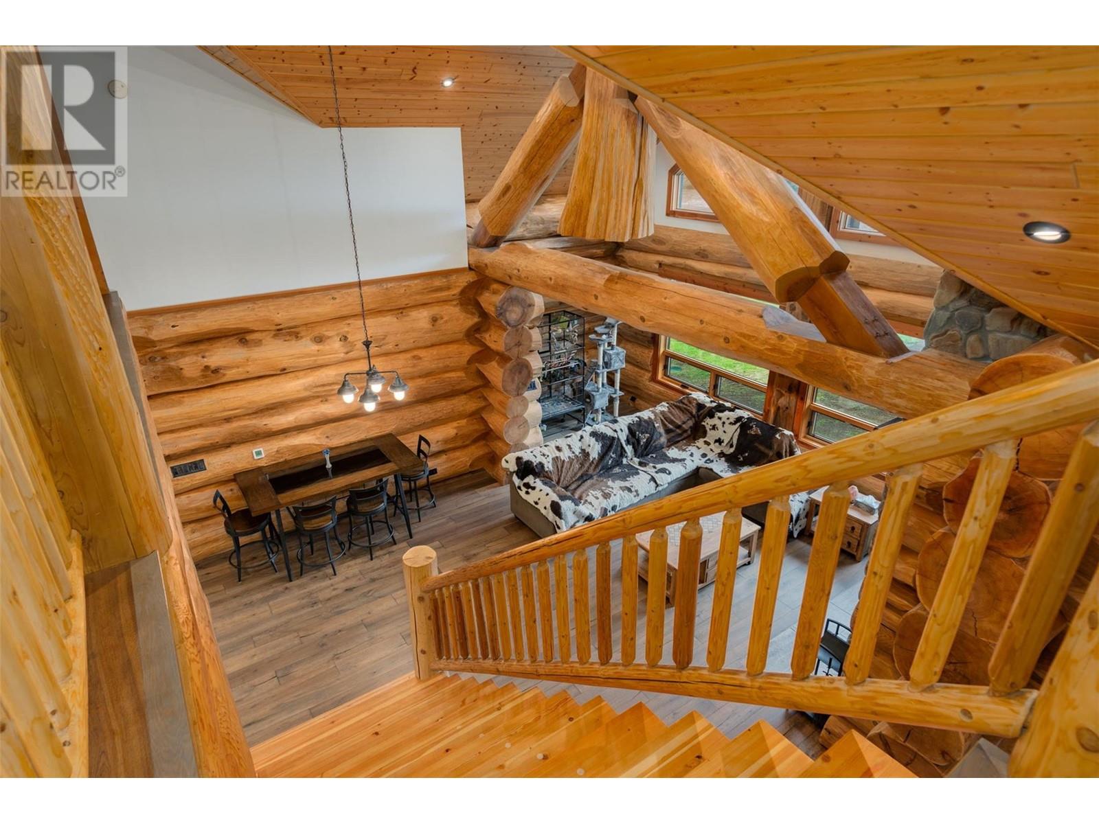800 Highway 22, Rossland, British Columbia  V0G 1Y0 - Photo 32 - 10351012