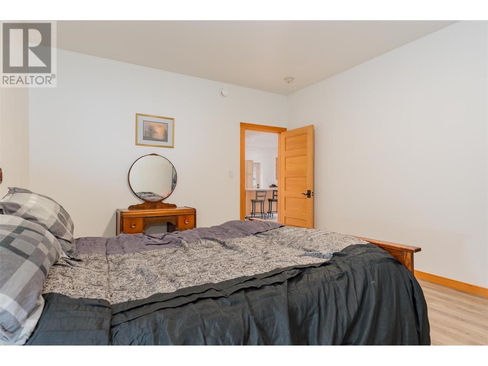 800 Highway 22, Rossland, British Columbia  V0G 1Y0 - Photo 50 - 10351012