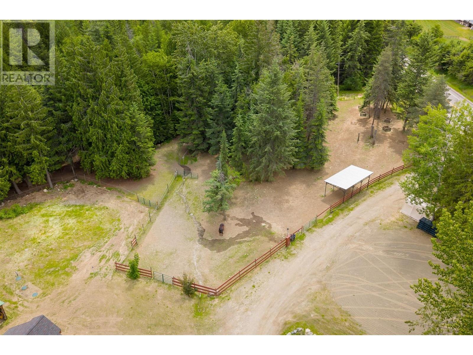 800 Highway 22, Rossland, British Columbia  V0G 1Y0 - Photo 67 - 10351012