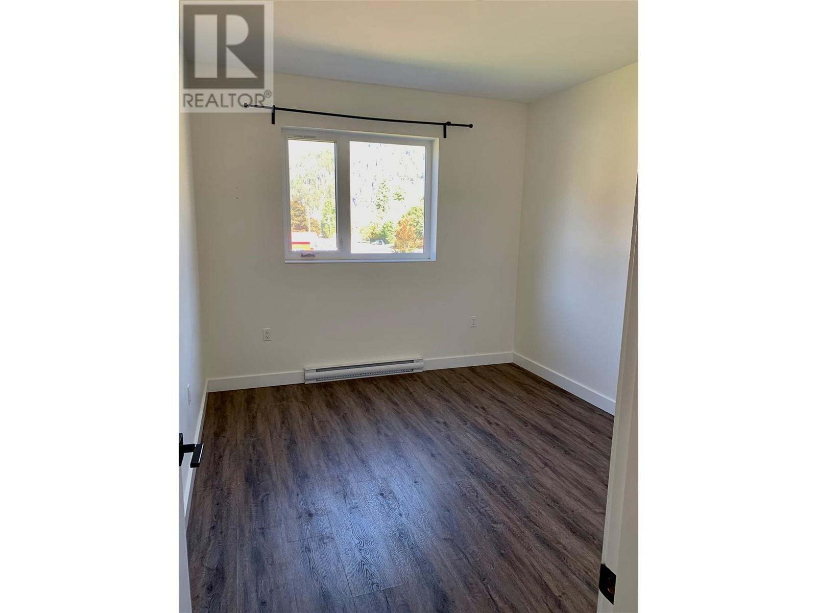 617 Harold Street, Slocan, British Columbia  V0G 2C0 - Photo 47 - 10351110