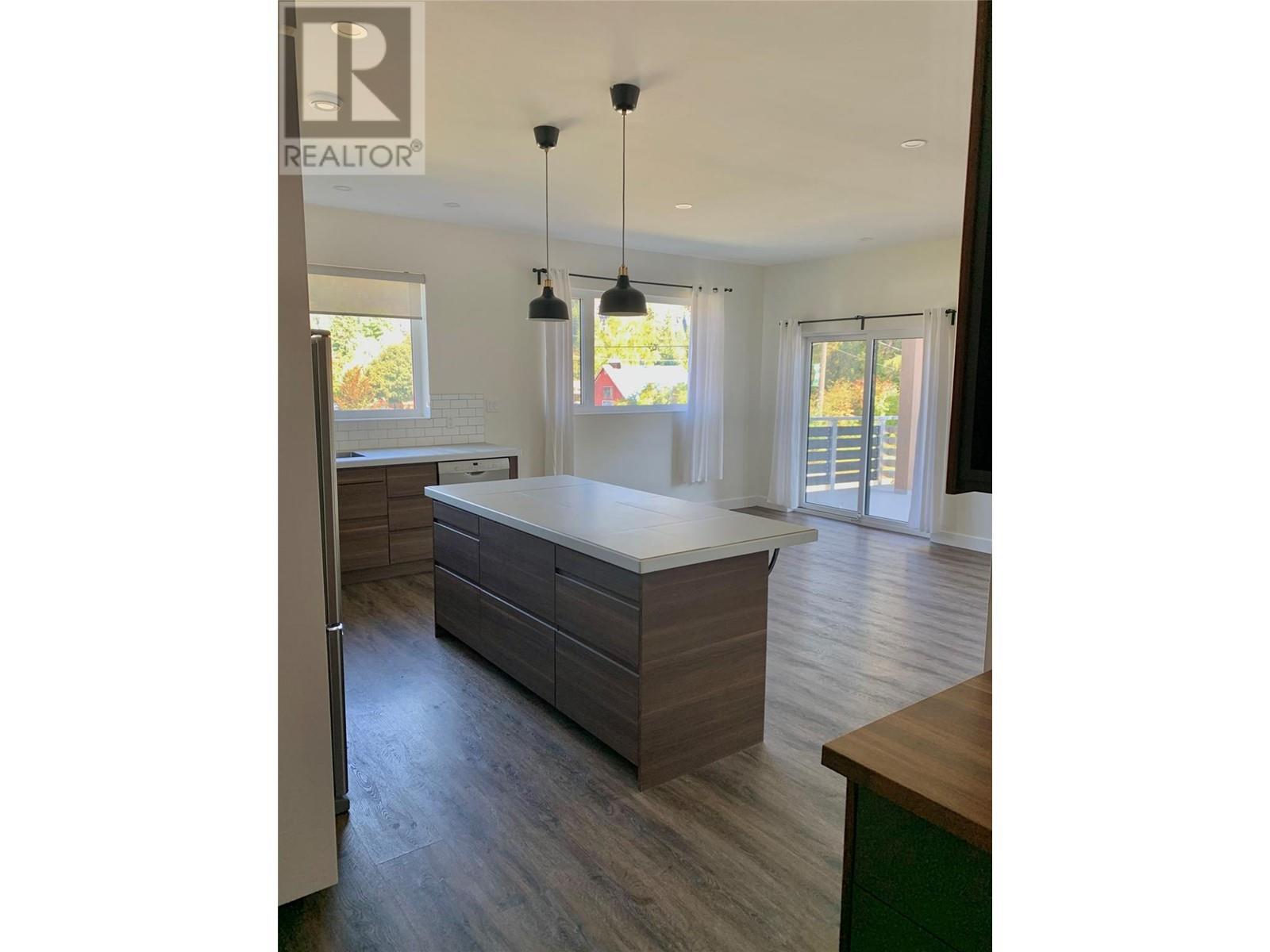 617 Harold Street, Slocan, British Columbia  V0G 2C0 - Photo 48 - 10351110