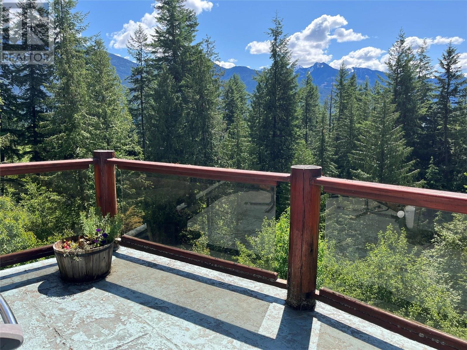 242 9th Street, Kaslo, British Columbia  V0G 1M0 - Photo 10 - 10350911