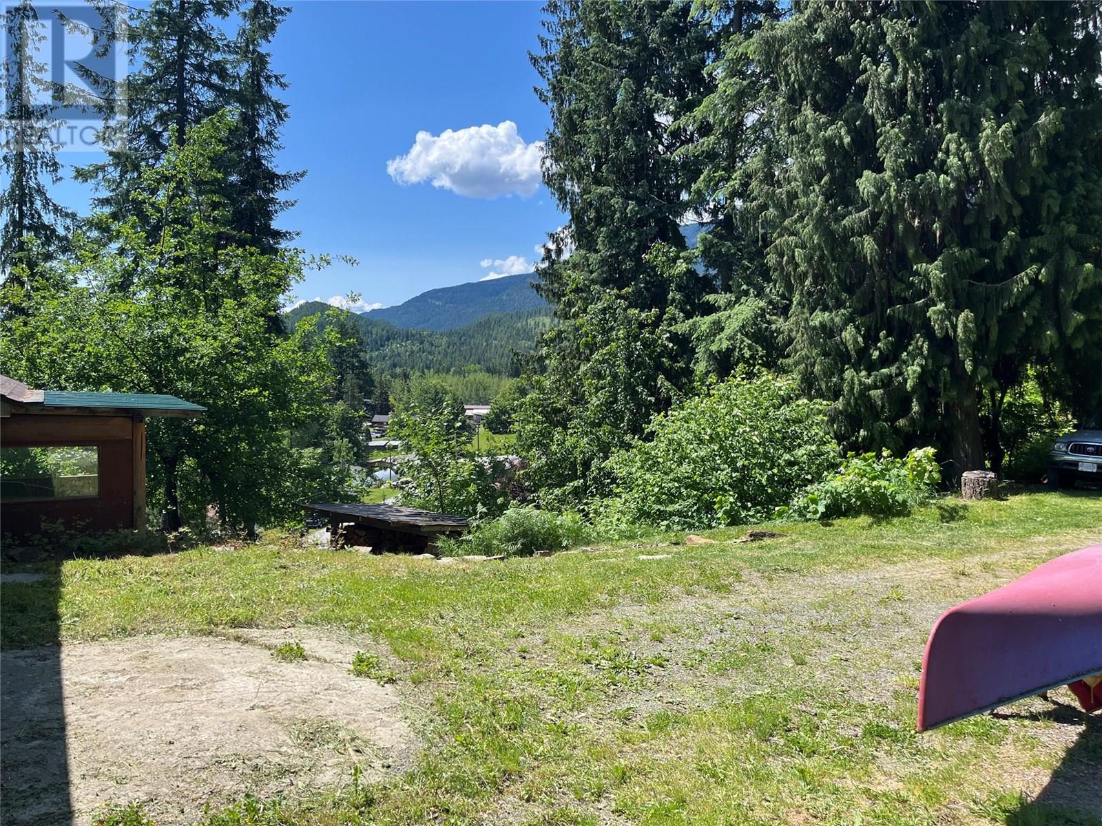 242 9th Street, Kaslo, British Columbia  V0G 1M0 - Photo 27 - 10350911