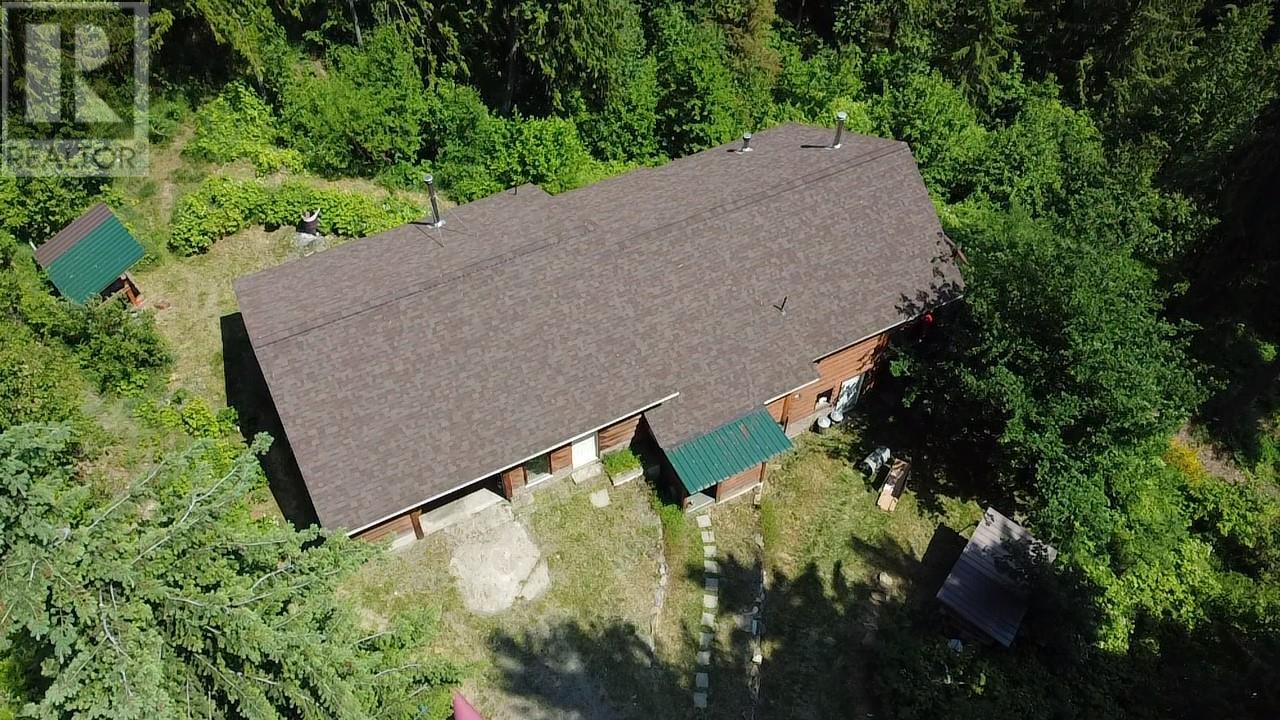 242 9th Street, Kaslo, British Columbia  V0G 1M0 - Photo 6 - 10350911