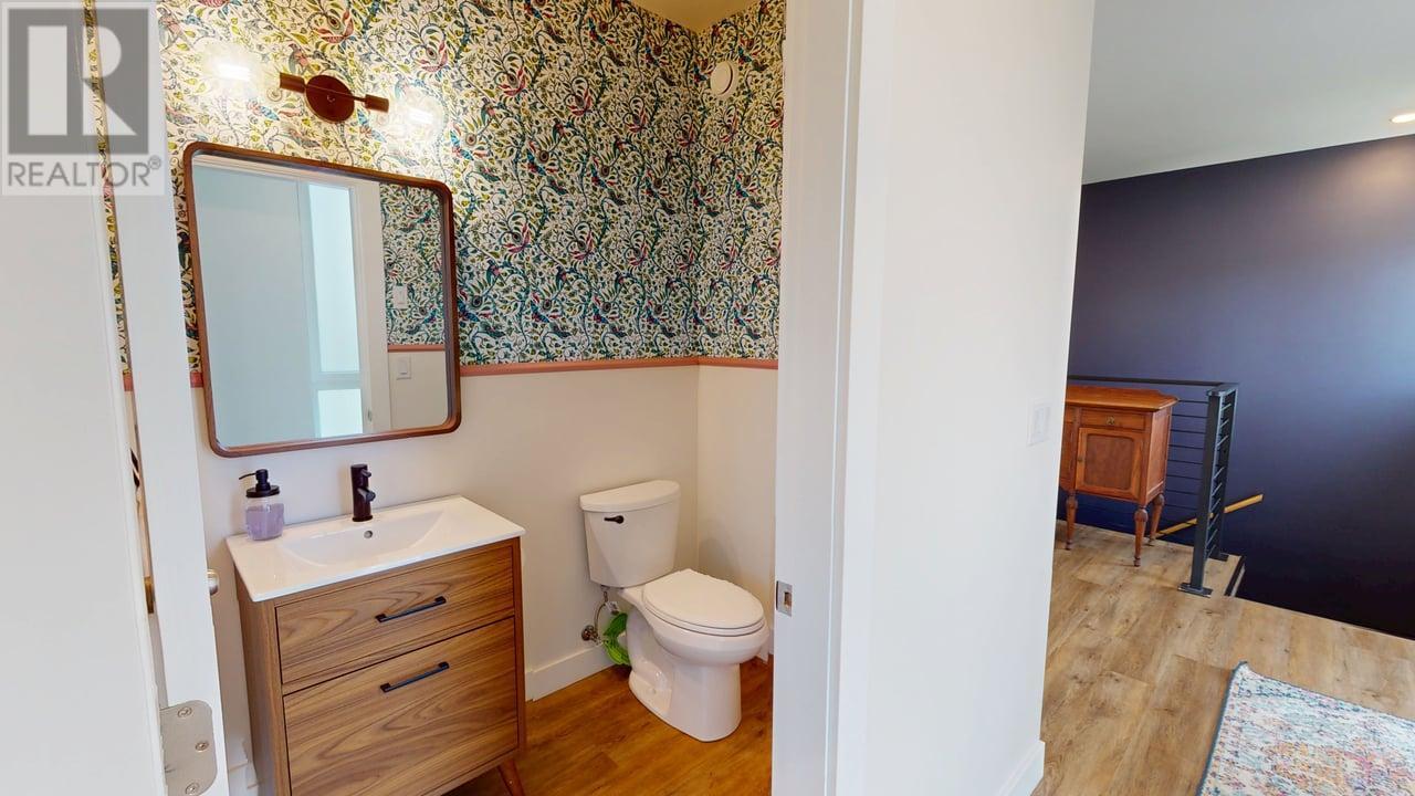 2075 St Paul Street, Rossland, British Columbia  V0G 1Y0 - Photo 11 - 10349851