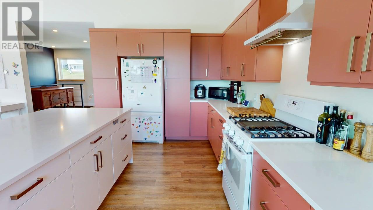 2075 St Paul Street, Rossland, British Columbia  V0G 1Y0 - Photo 23 - 10349851