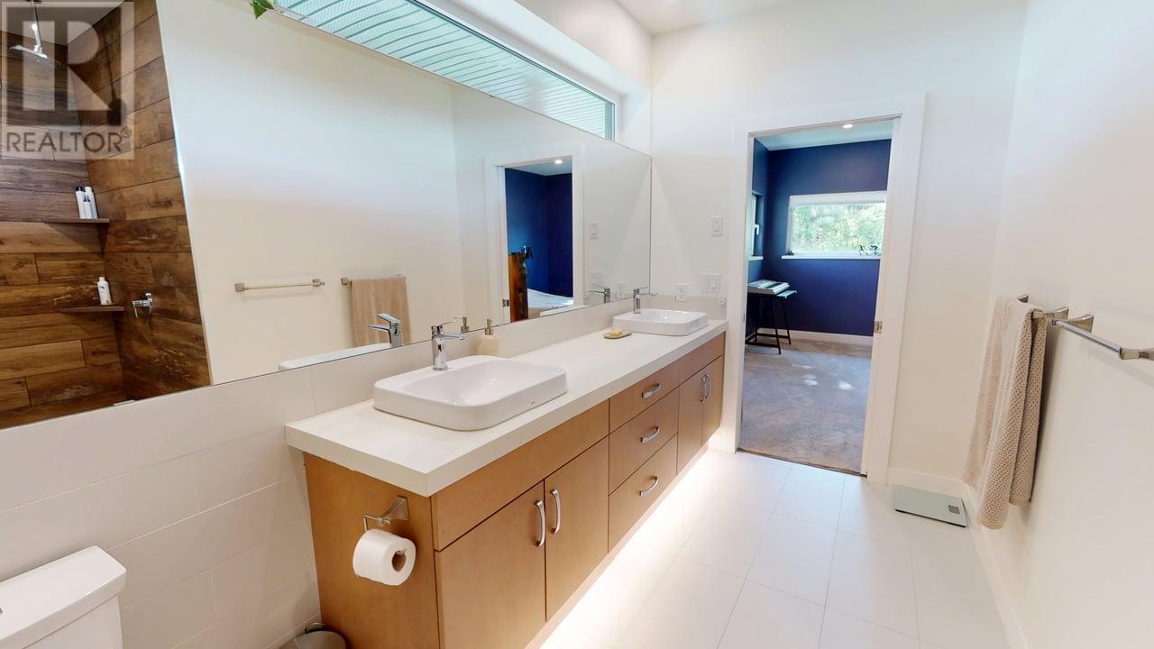 2075 St Paul Street, Rossland, British Columbia  V0G 1Y0 - Photo 36 - 10349851