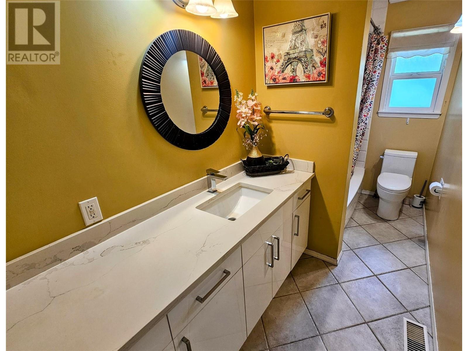 837 9th Street, Montrose, British Columbia  V0G 1P0 - Photo 17 - 10350922