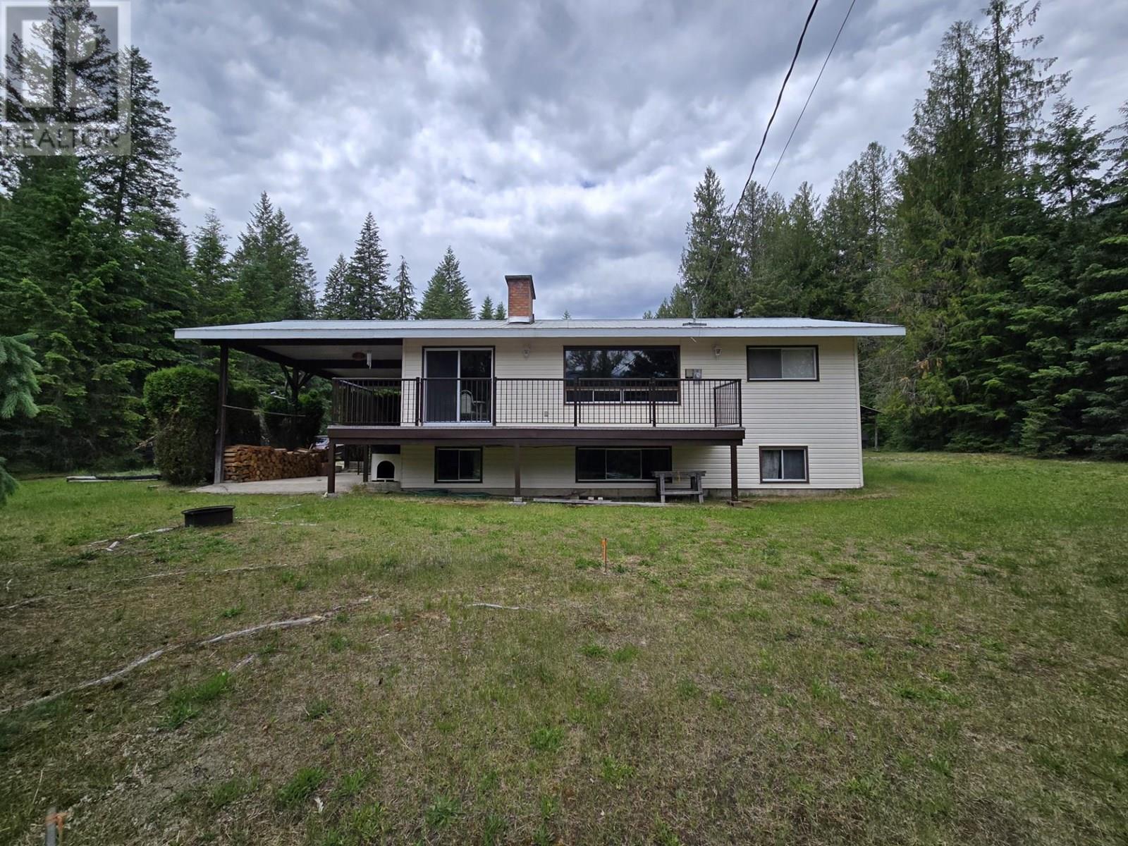 5641 Slocan River Road, Winlaw, British Columbia  V0G 2J0 - Photo 2 - 10351172
