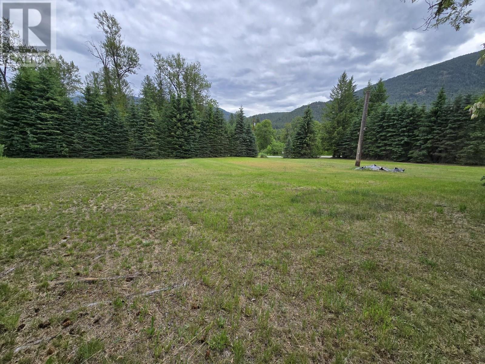 5641 Slocan River Road, Winlaw, British Columbia  V0G 2J0 - Photo 5 - 10351172