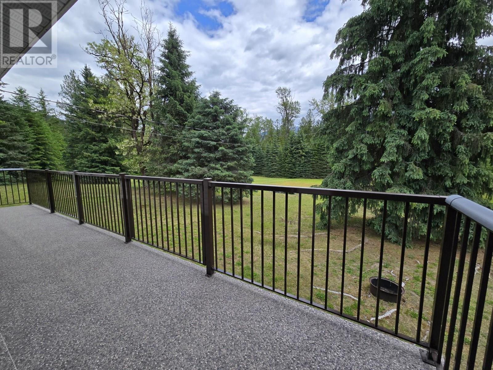 5641 Slocan River Road, Winlaw, British Columbia  V0G 2J0 - Photo 7 - 10351172