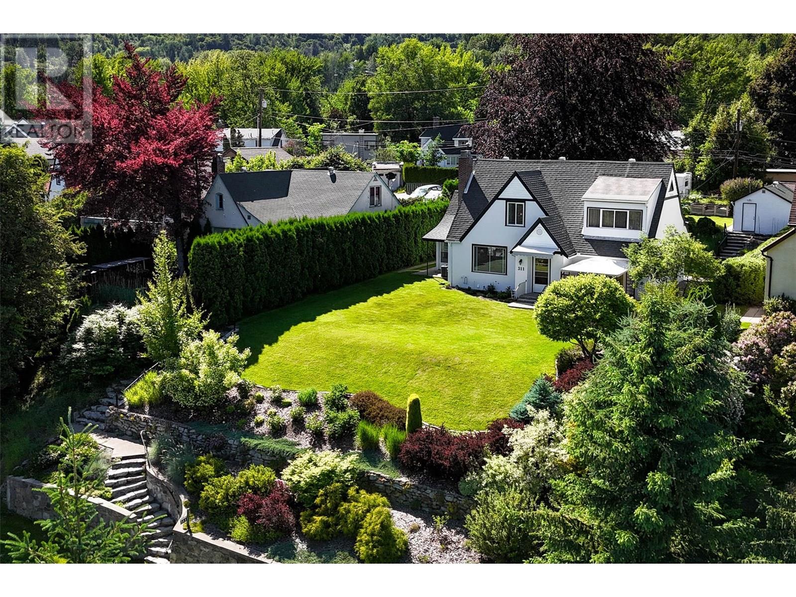 311 Murray Drive, Warfield, British Columbia  V1R 2J5 - Photo 15 - 10351685