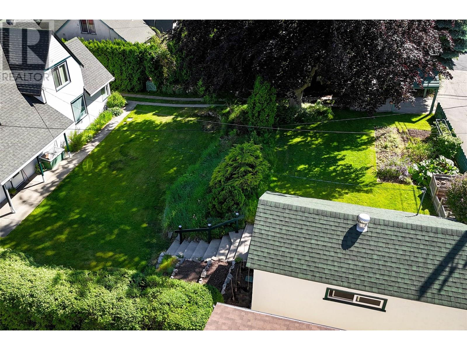 311 Murray Drive, Warfield, British Columbia  V1R 2J5 - Photo 17 - 10351685