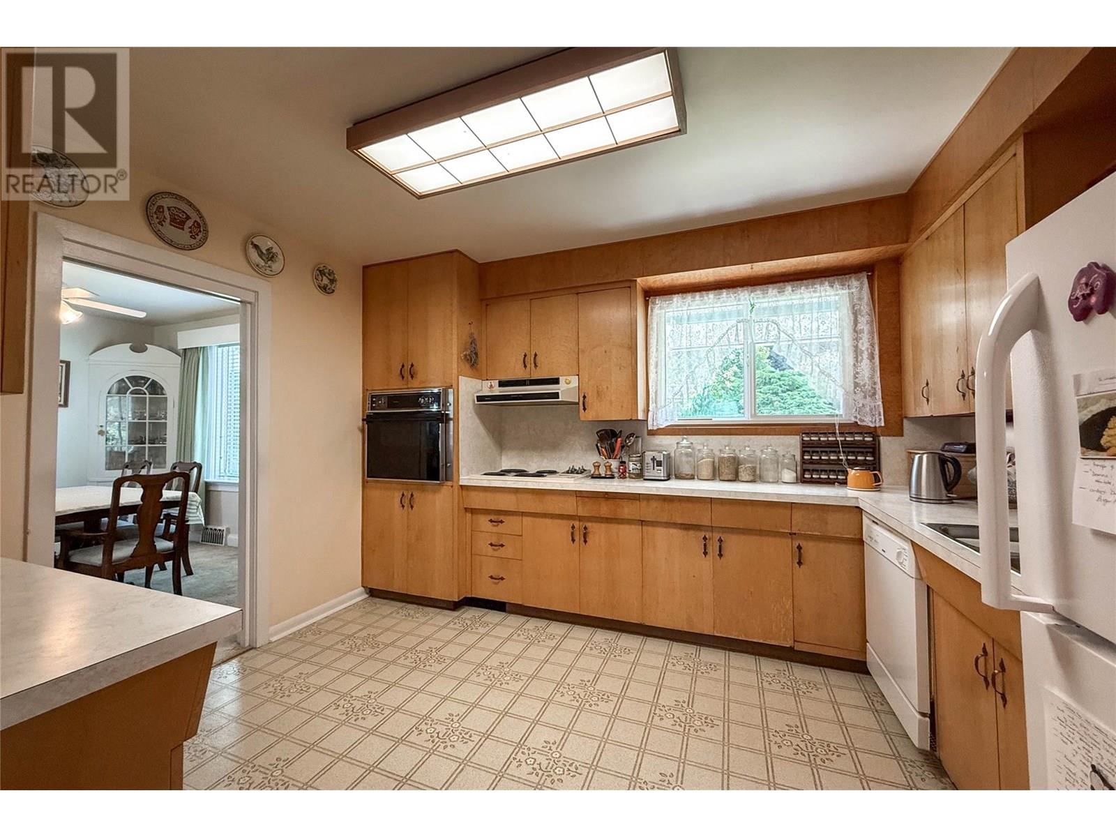 311 Murray Drive, Warfield, British Columbia  V1R 2J5 - Photo 29 - 10351685