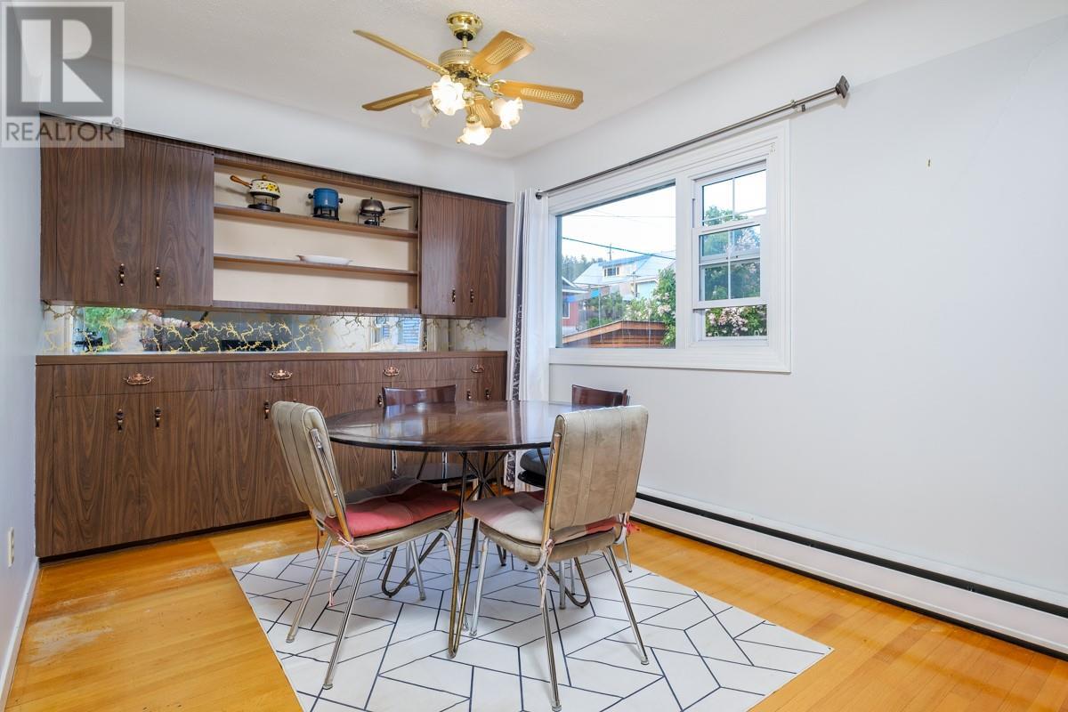 2120 Third Avenue, Rossland, British Columbia  V0G 1Y0 - Photo 22 - 10349304