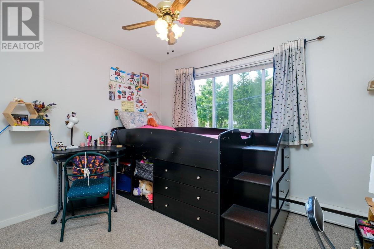 2120 Third Avenue, Rossland, British Columbia  V0G 1Y0 - Photo 30 - 10349304