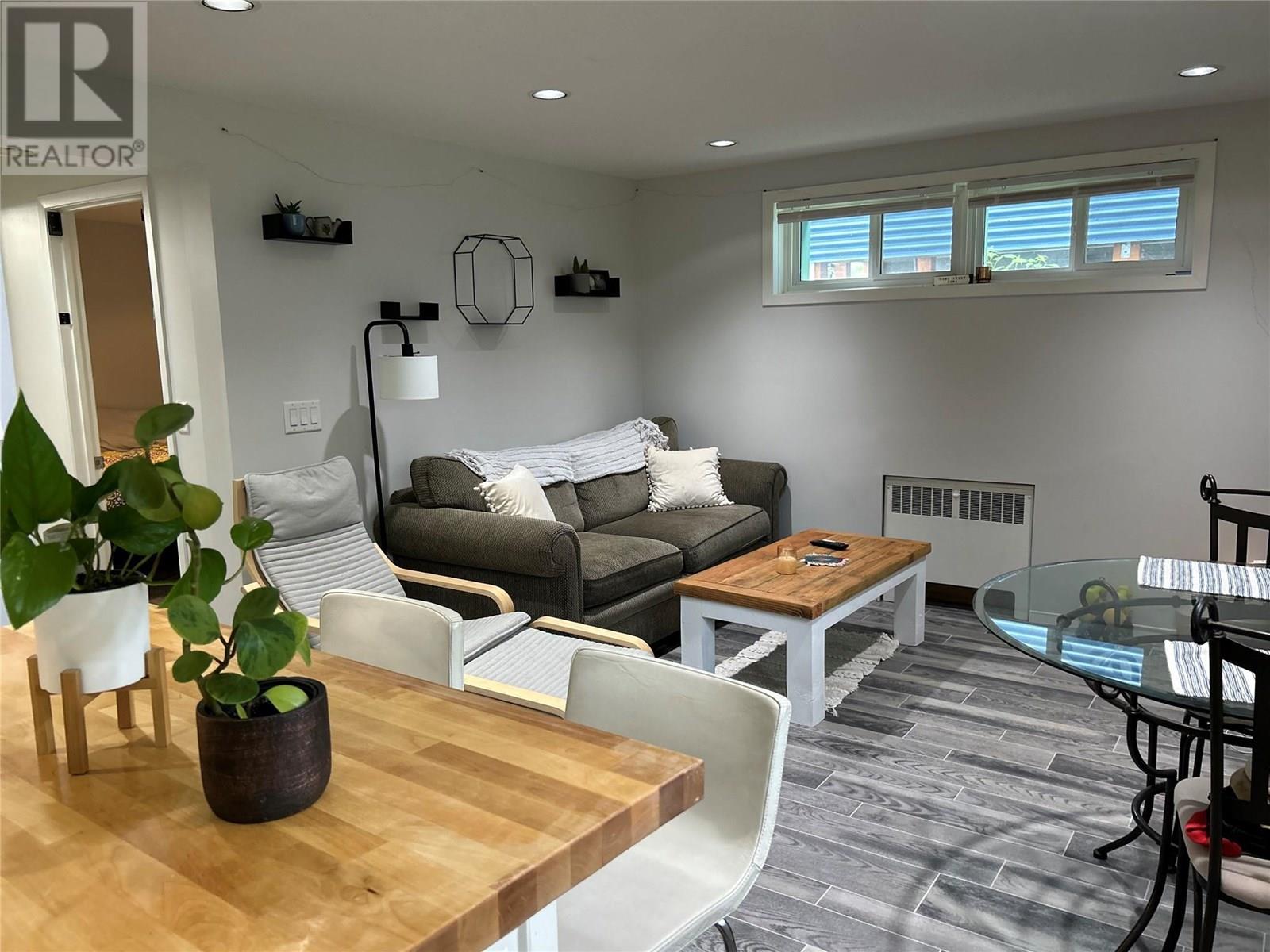 2120 Third Avenue, Rossland, British Columbia  V0G 1Y0 - Photo 35 - 10349304