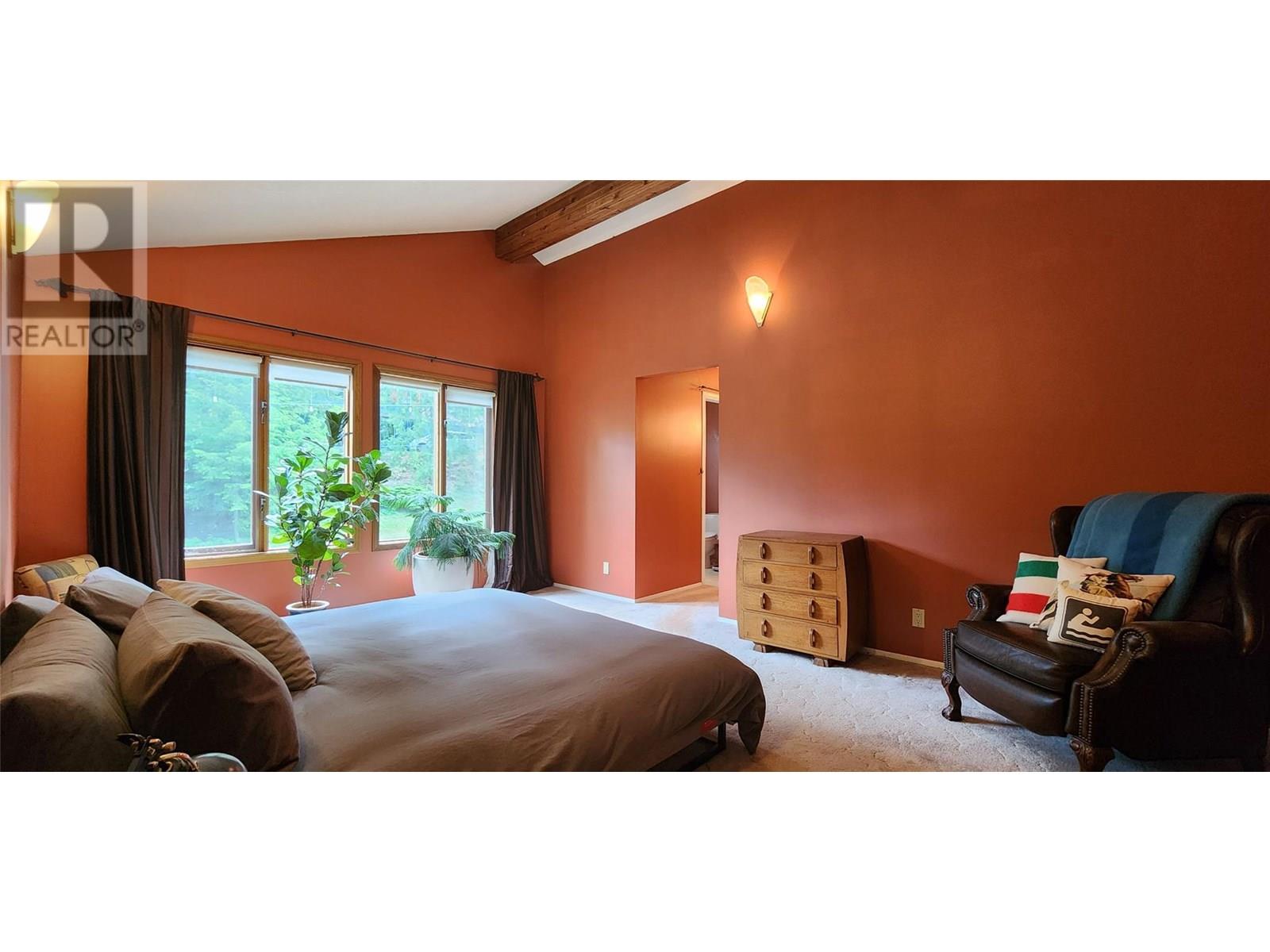 1740 Black Diamond Drive, Rossland, British Columbia  V0G 1Y0 - Photo 32 - 10351767