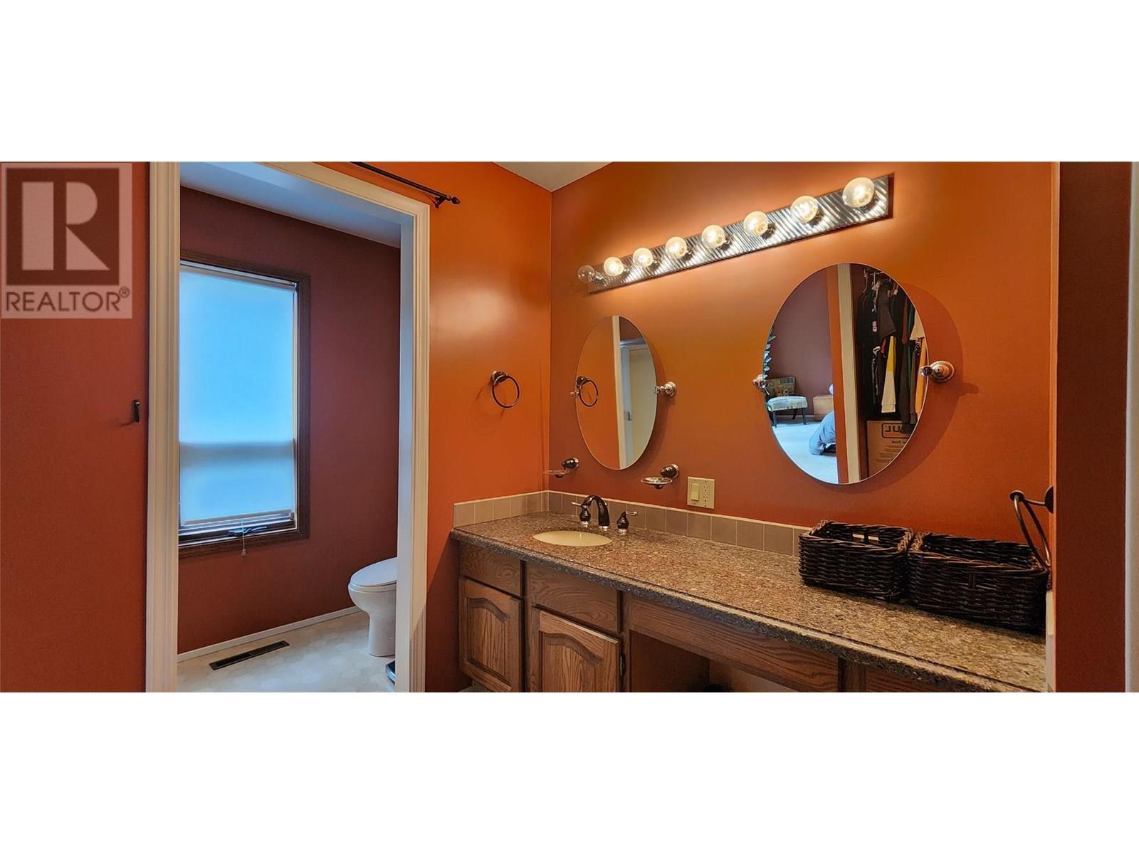 1740 Black Diamond Drive, Rossland, British Columbia  V0G 1Y0 - Photo 35 - 10351767