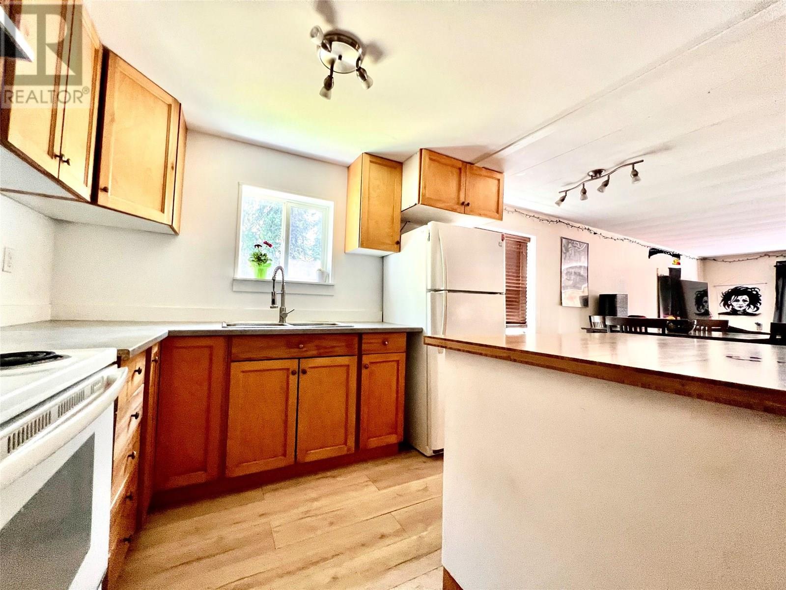 3701 Sabrina Road, Bonnington, British Columbia  V0G 2G3 - Photo 10 - 10351804