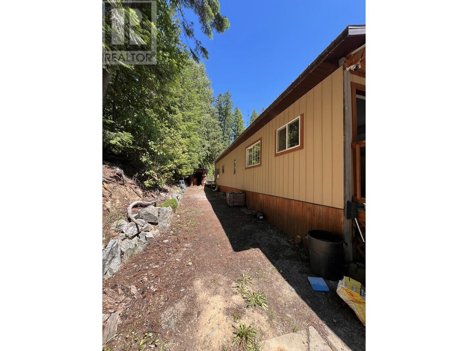 3701 Sabrina Road, Bonnington, British Columbia  V0G 2G3 - Photo 22 - 10351804