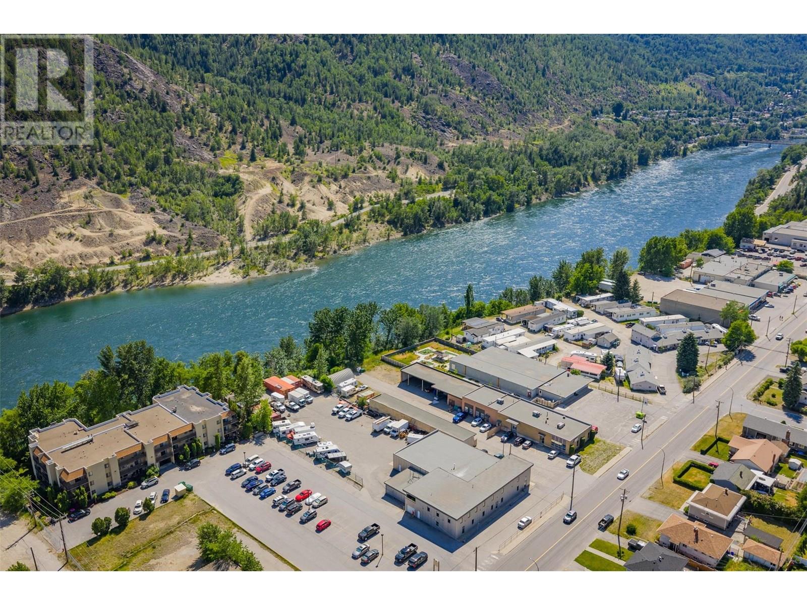 3160 Highway Drive, Trail, British Columbia  V1R 2T3 - Photo 81 - 10351674
