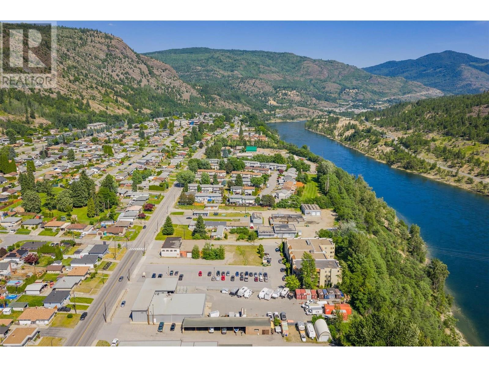 3160 Highway Drive, Trail, British Columbia  V1R 2T3 - Photo 82 - 10351674