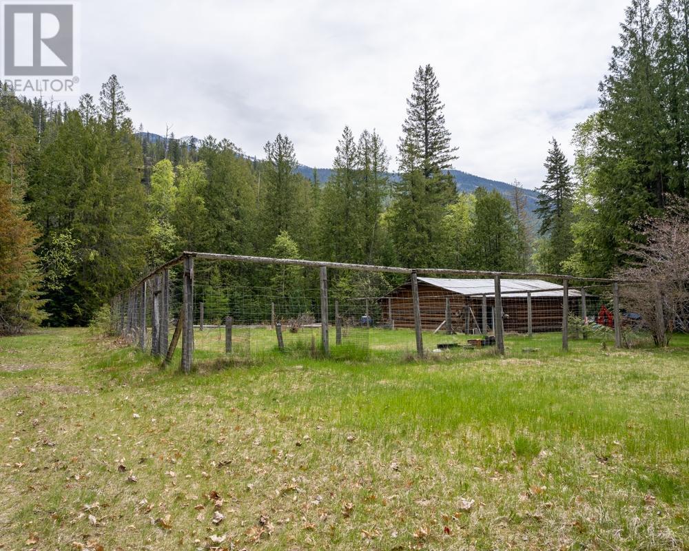 7717 North Kootenay Lake Unit# 10a, 11, 11a, Kaslo, British Columbia  V0G 1M0 - Photo 64 - 10350335