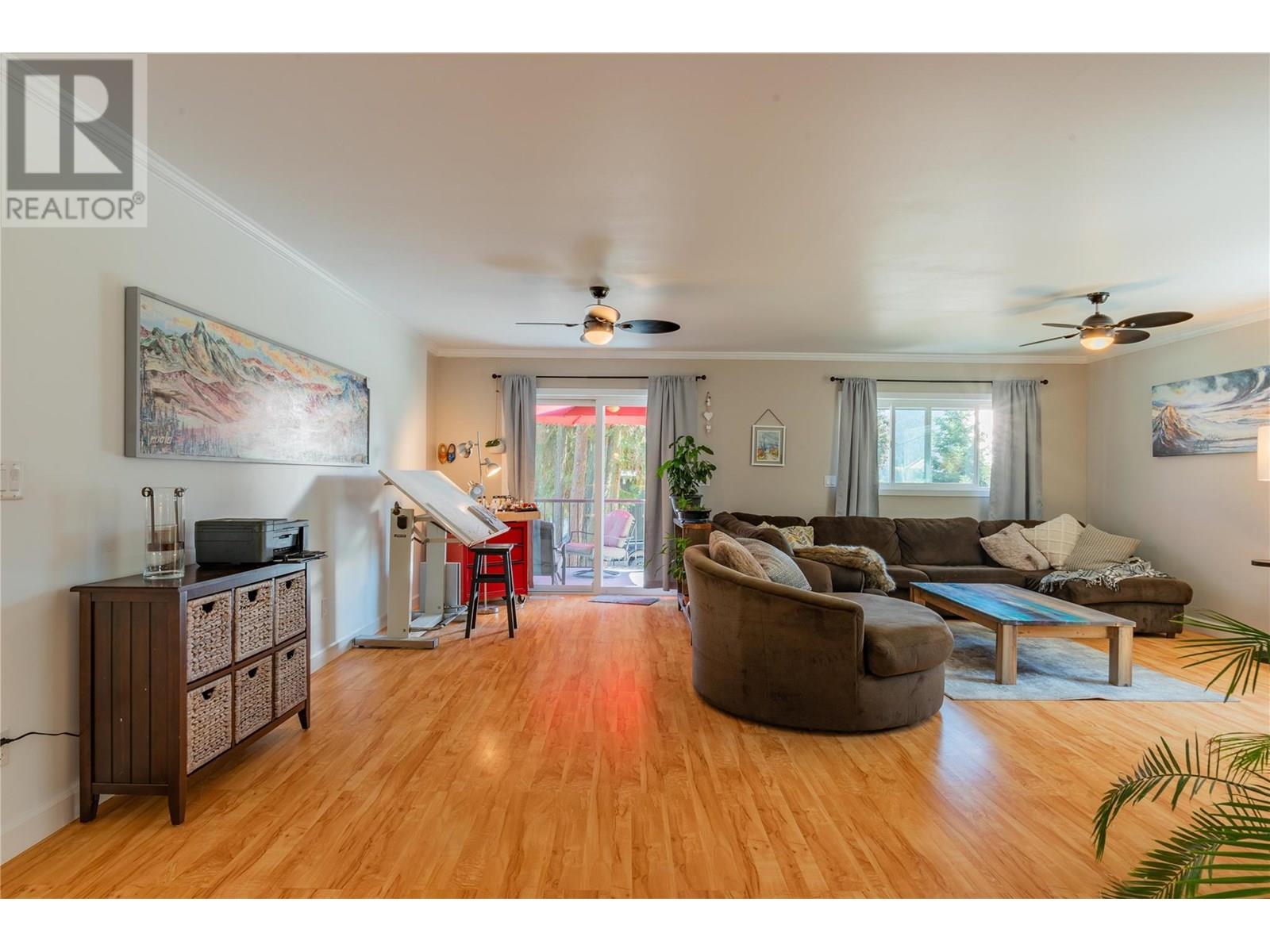 1845 Third Street, Fruitvale, British Columbia  V0G 1L0 - Photo 7 - 10352081