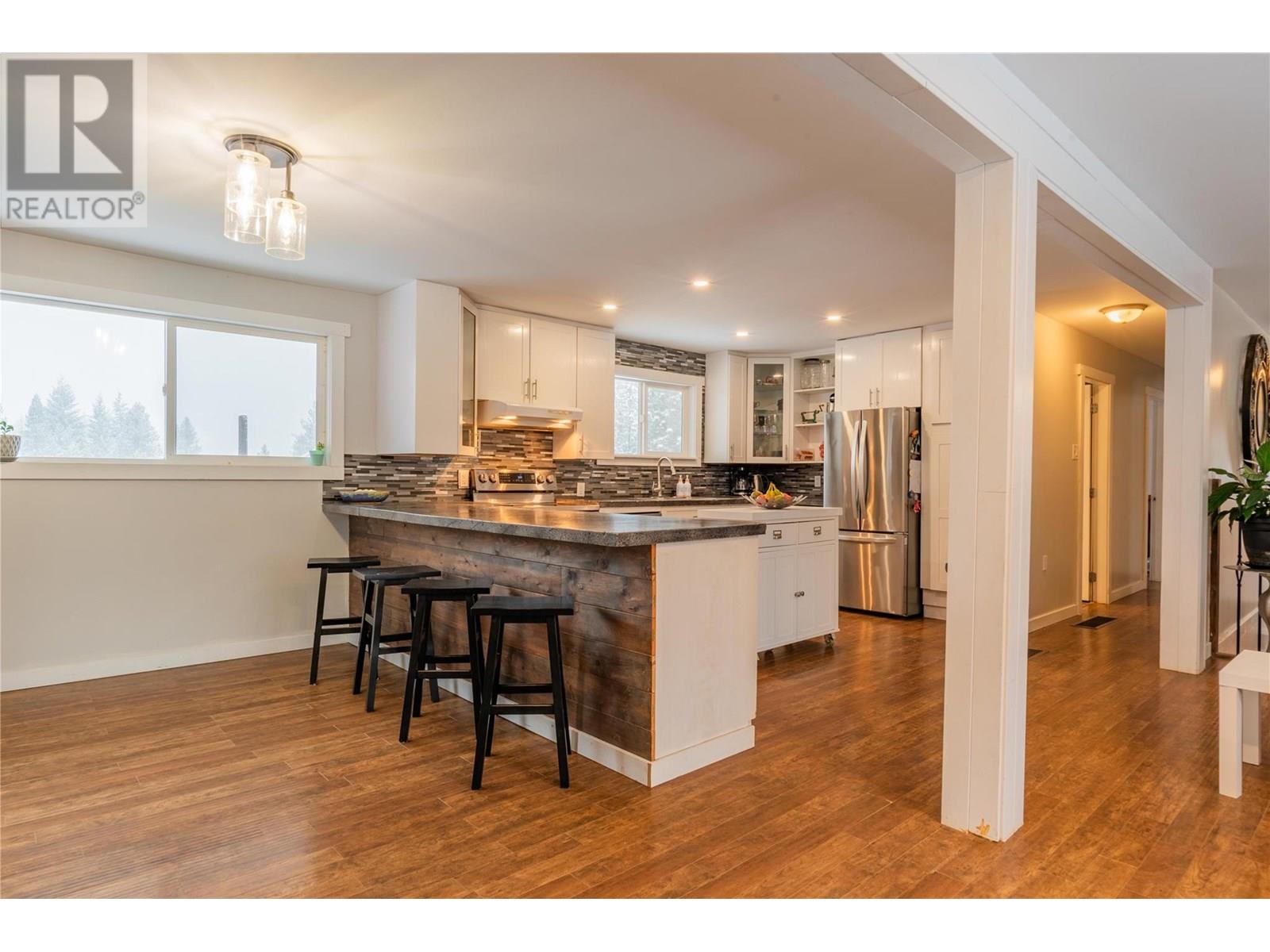 3860 Gage Road, Krestova, British Columbia  V0G 1H2 - Photo 33 - 10351553