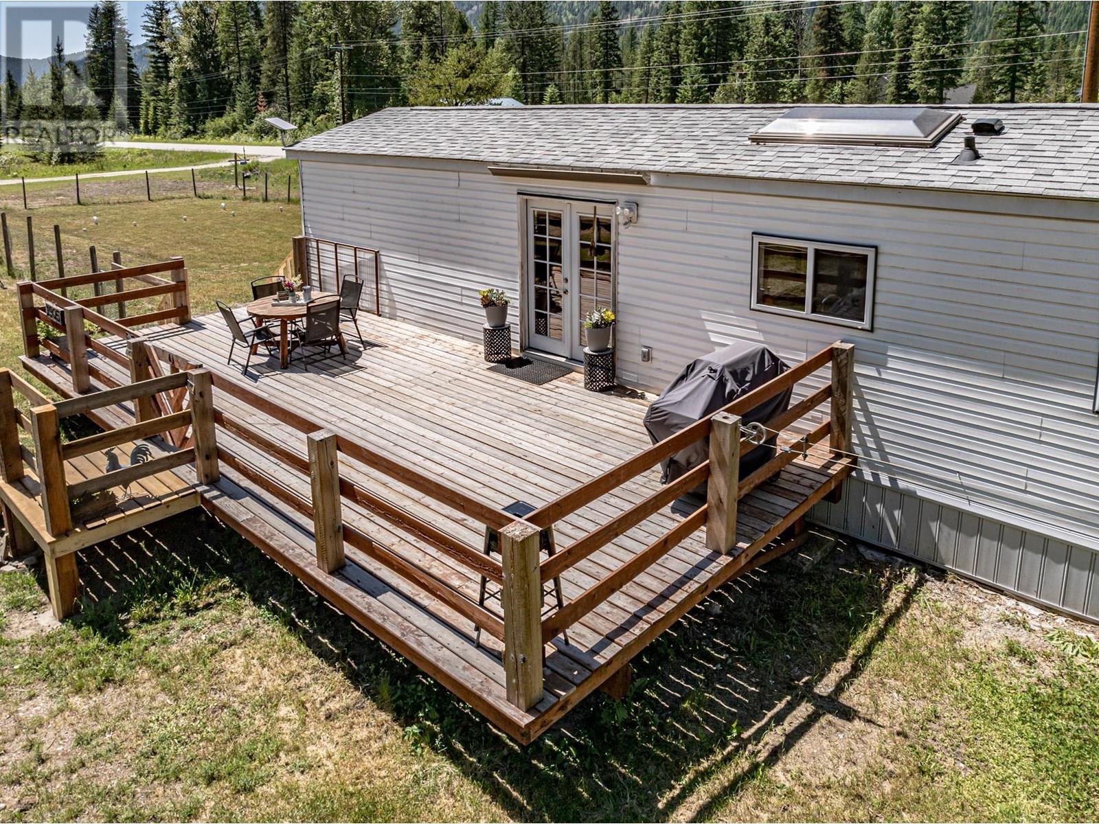 1905 Airport Road, Salmo, British Columbia  V0G 1Z0 - Photo 26 - 10350674