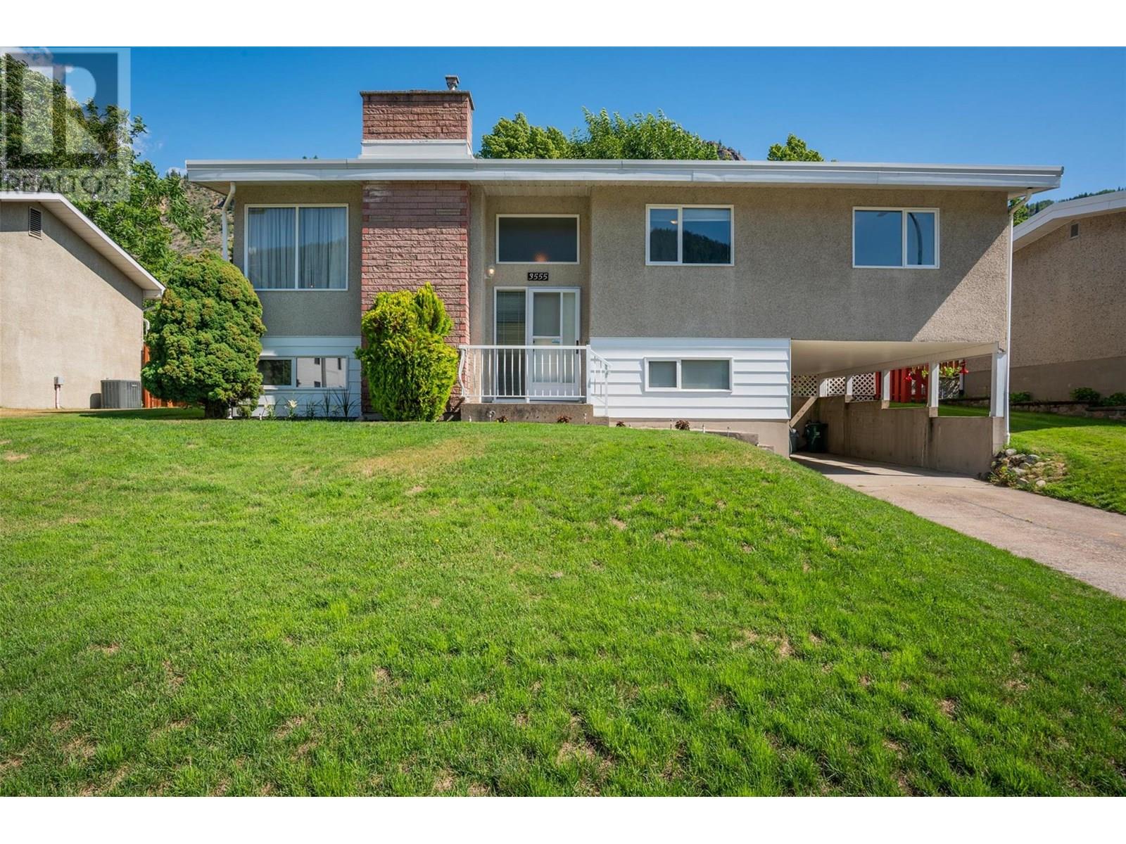 3555 Highway Drive, Trail, British Columbia  V1R 2T9 - Photo 1 - 10352216