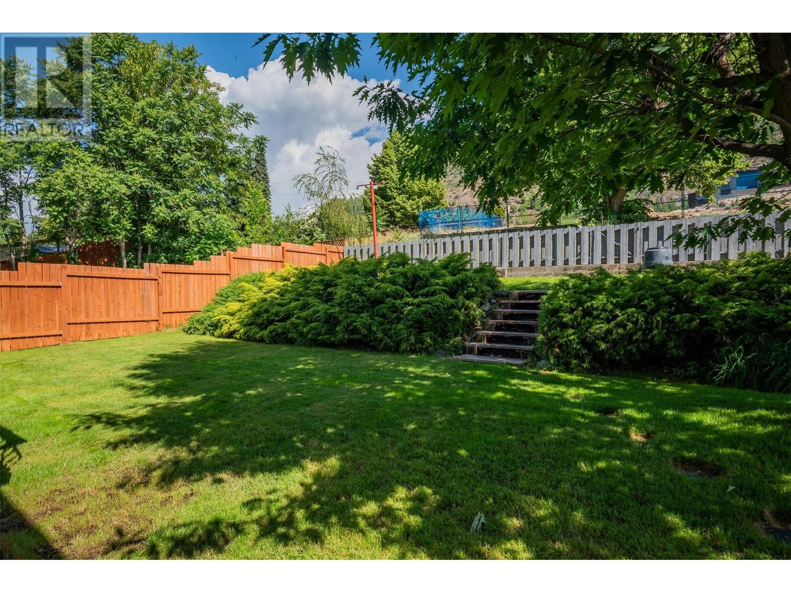 3555 Highway Drive, Trail, British Columbia  V1R 2T9 - Photo 15 - 10352216