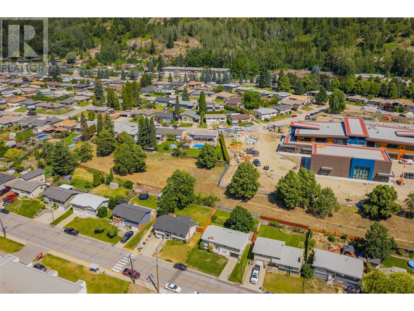 3555 Highway Drive, Trail, British Columbia  V1R 2T9 - Photo 56 - 10352216