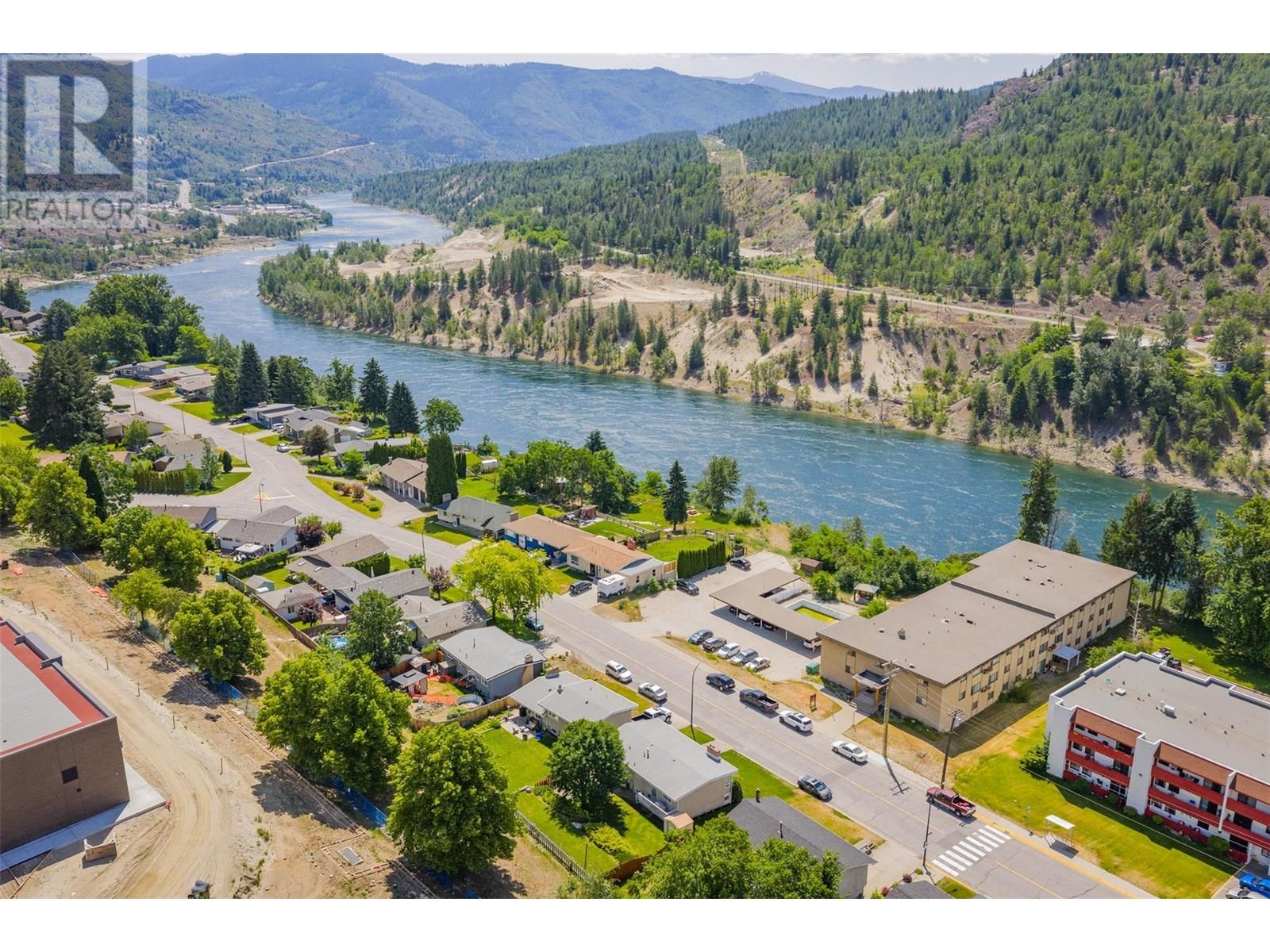 3555 Highway Drive, Trail, British Columbia  V1R 2T9 - Photo 60 - 10352216