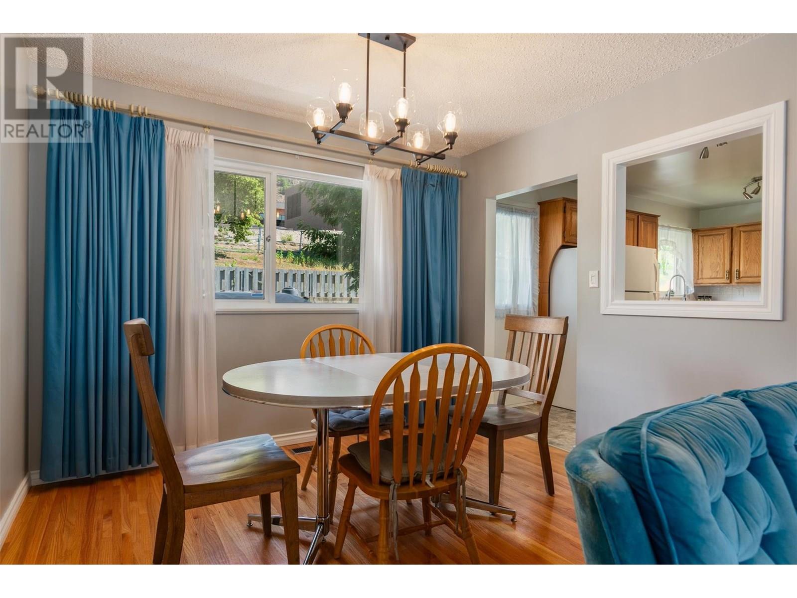 3555 Highway Drive, Trail, British Columbia  V1R 2T9 - Photo 8 - 10352216