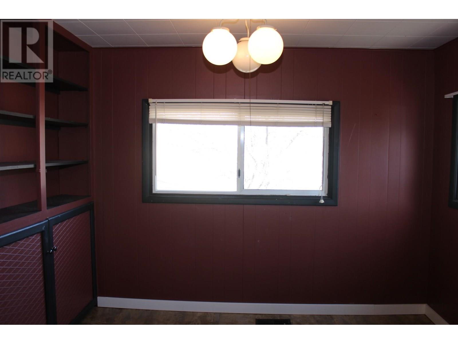 953 Aspen Street, Trail, British Columbia  V1R 3Y1 - Photo 17 - 10342851